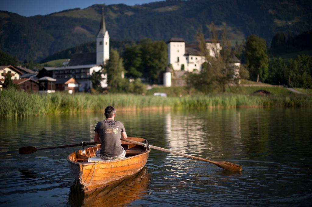 Bio-Bauernhof Reitmayrgut Goldegg Buitenkant foto